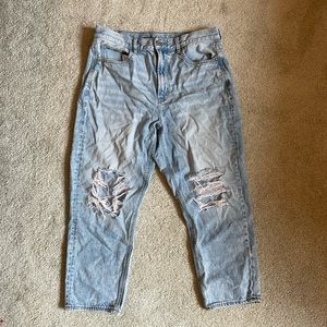 american eagle ripped mom jeans!